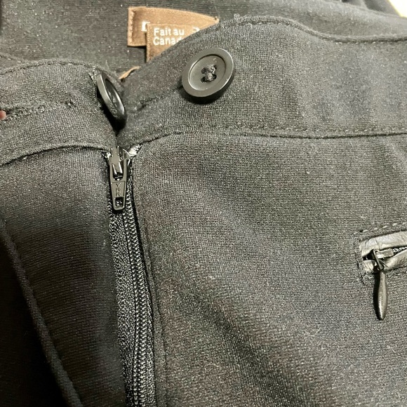 Danier | Leather-panelled Stretch Pant - Picture 5 of 13